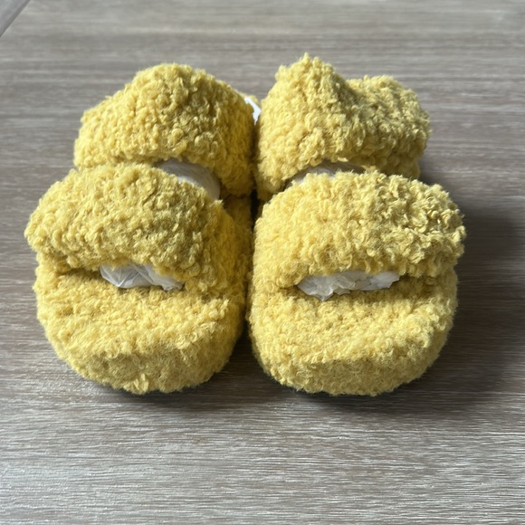 JW PEI Women's Lexi Platform Sandal yellow size 10.5 New in box‎ - Picture 10 of 11